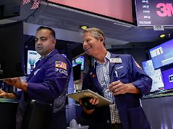 traders work on the floor of the new york stock exchange nyse in new york city u s august 7 2026 1