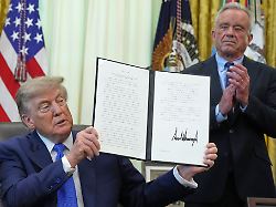 trump raeumte selbst ein dass er sich auf unbelegte behauptungen stuetze