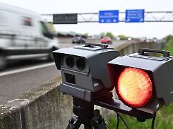 ueberwacht wird laut dem innenministerium landesweit mit mobilen und stationaeren kontrollen