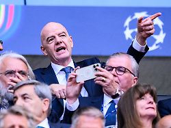 wie geschwaecht ist fifa boss gianni infantino archivbild 1