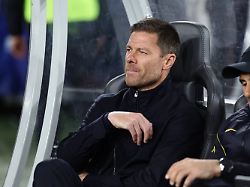 xabi alonso head coach of chelsea looks on during the sydney super cup finals match between chelsea and tottenham hotspur at the accor stadium sydney australia on 1 august 2026