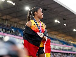 yemisi mabry deutschland mit bronze medaille fuer platz 3 kugelstossen damen finale foto nordphoto memmler