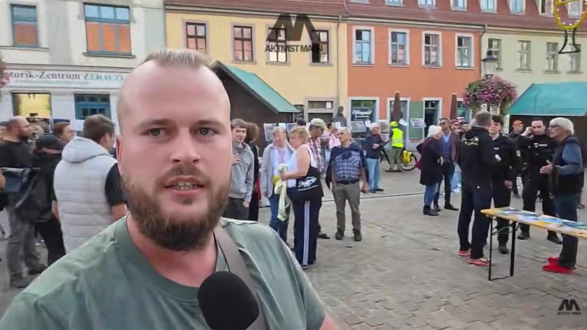 aktivist mann 100