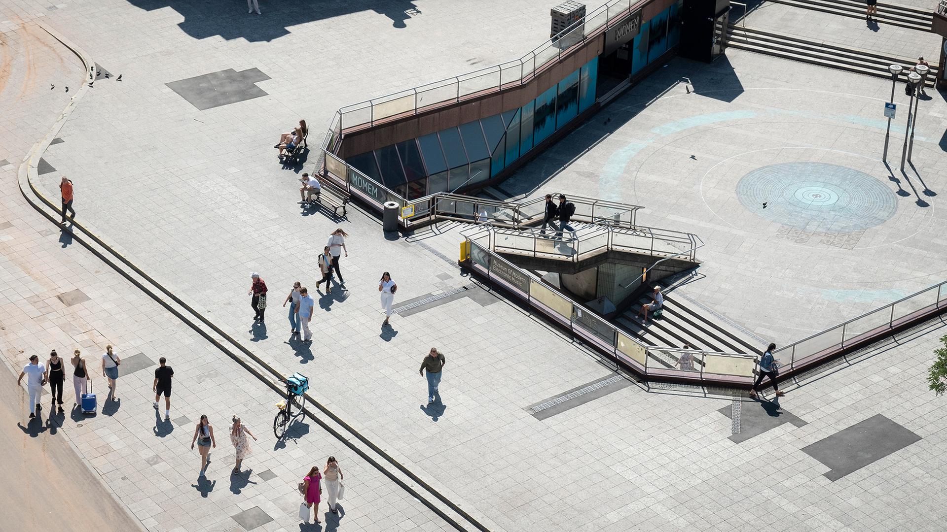 beton stadt 100