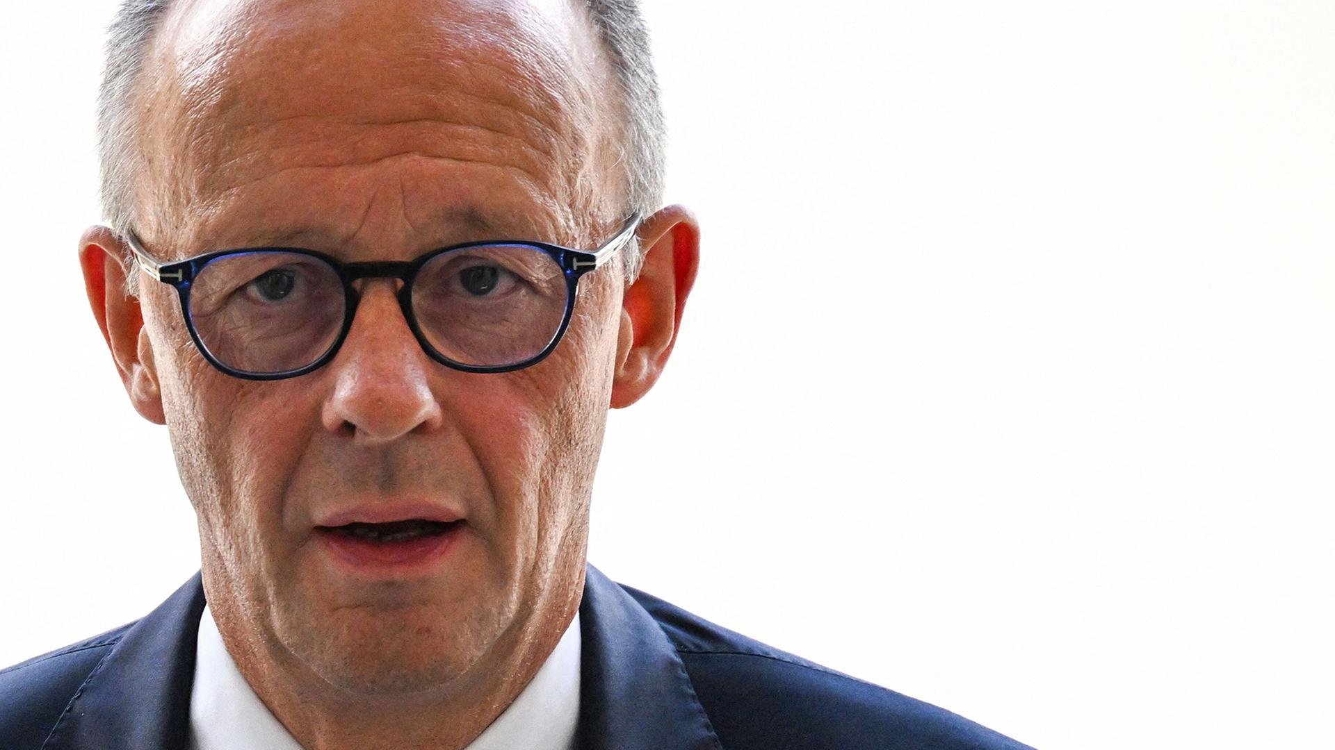 friedrich merz 470