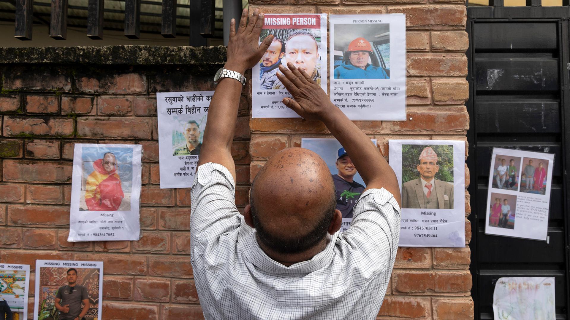 nepal 706