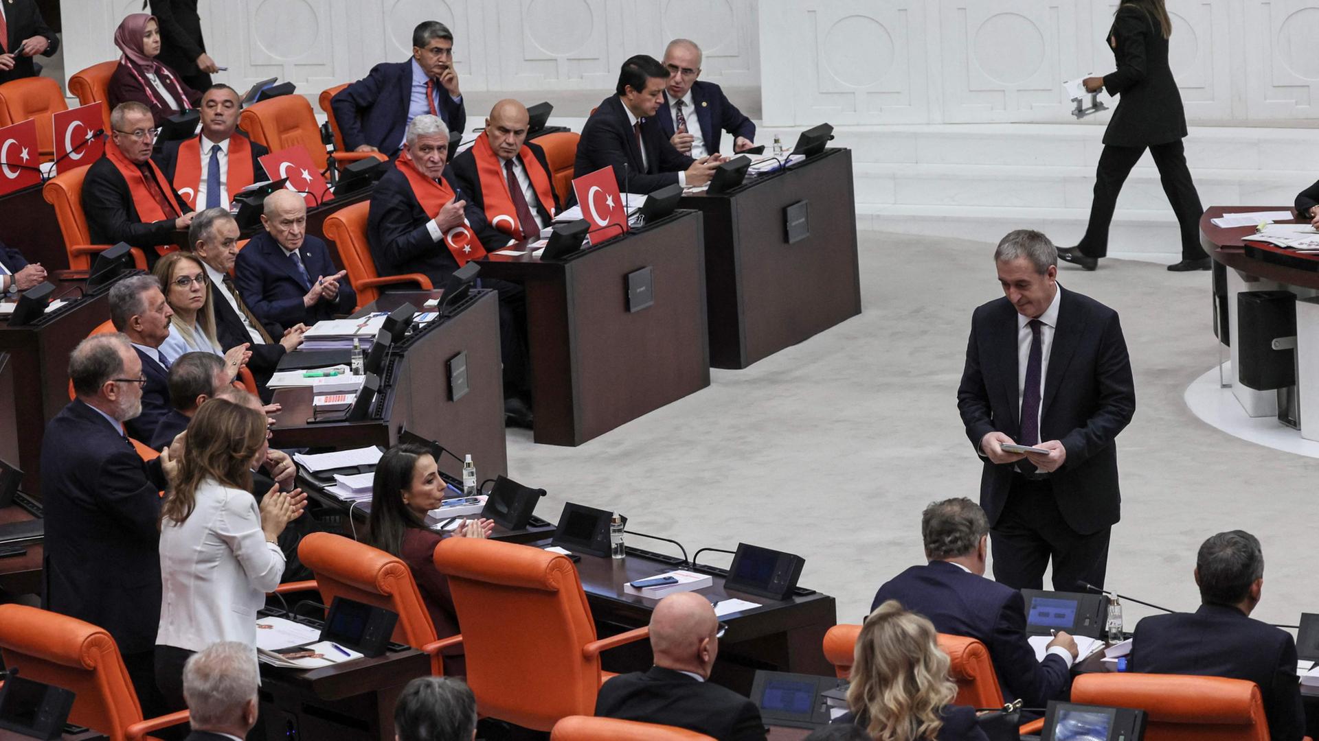 parlament tuerkei 102