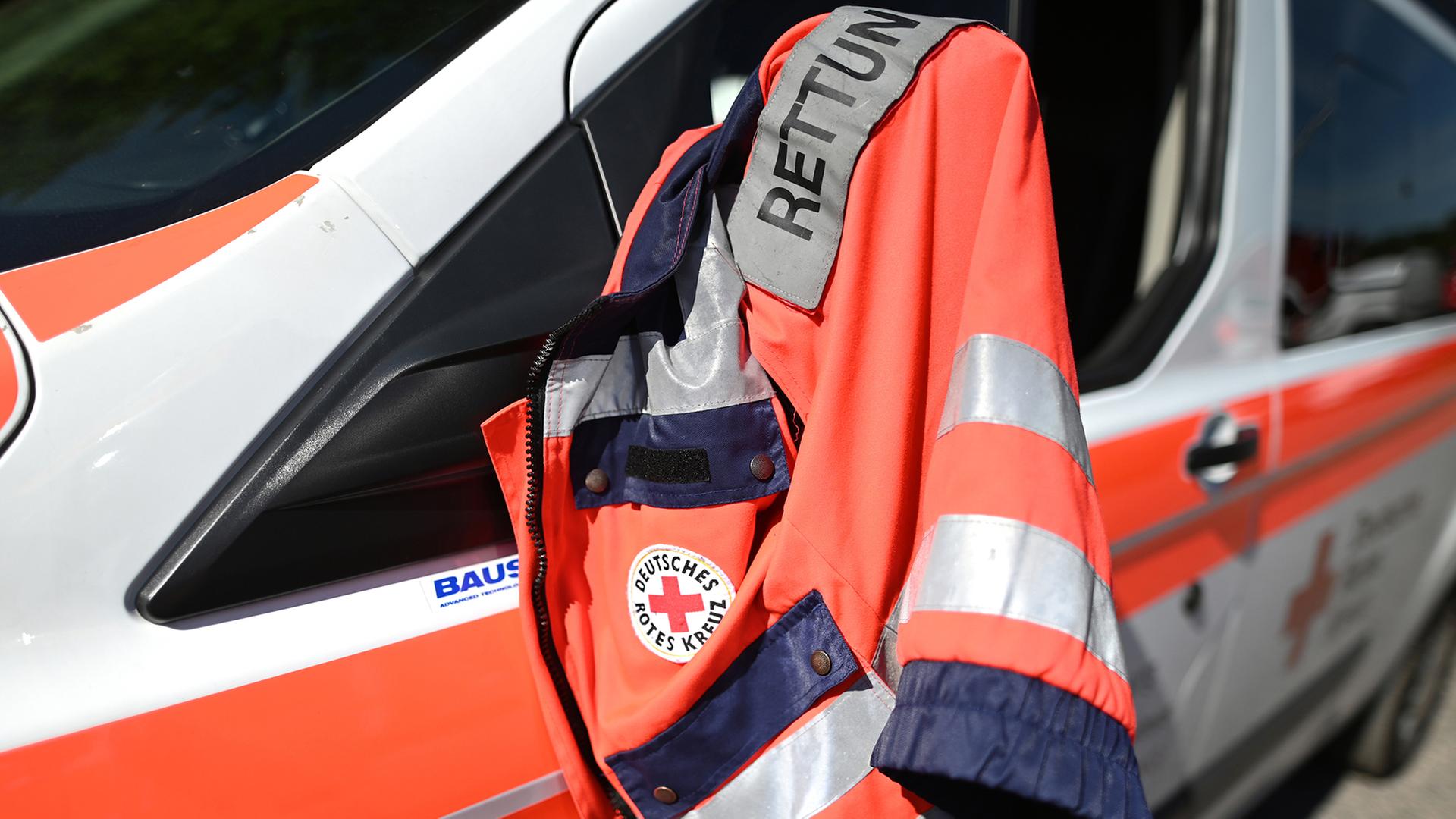 rettungsdienst jacke fahrzeug 100