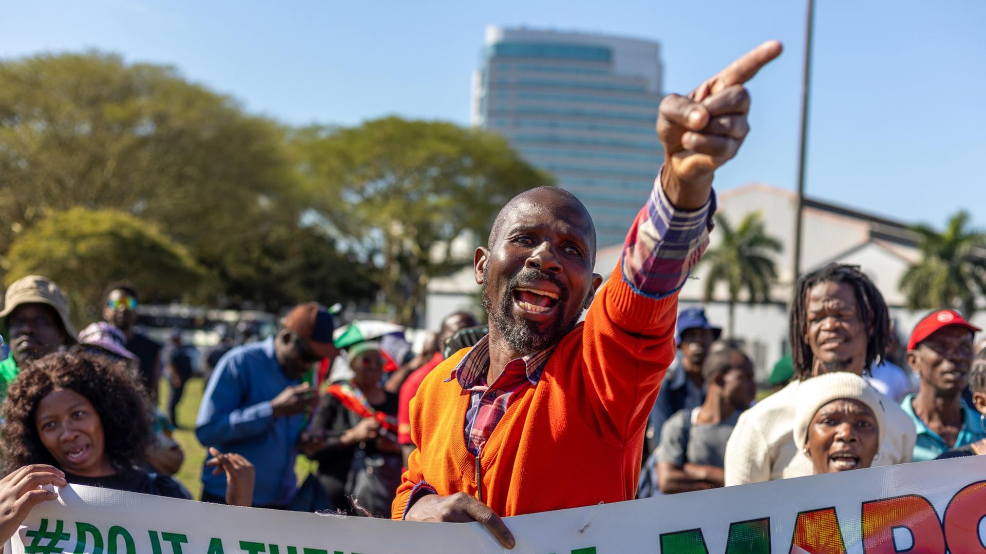 suedafrika durban proteste 100