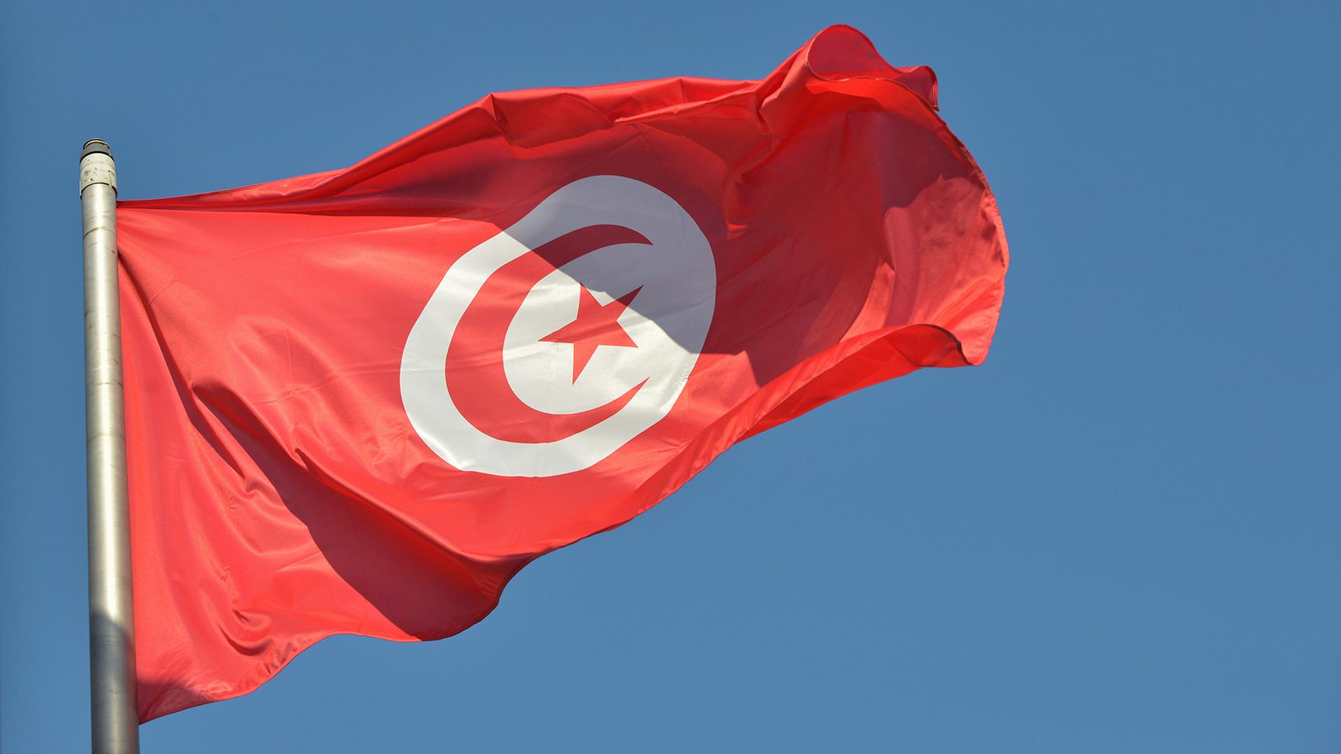 tunesien flagge 100