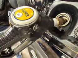 596384870