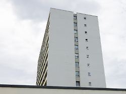605229800