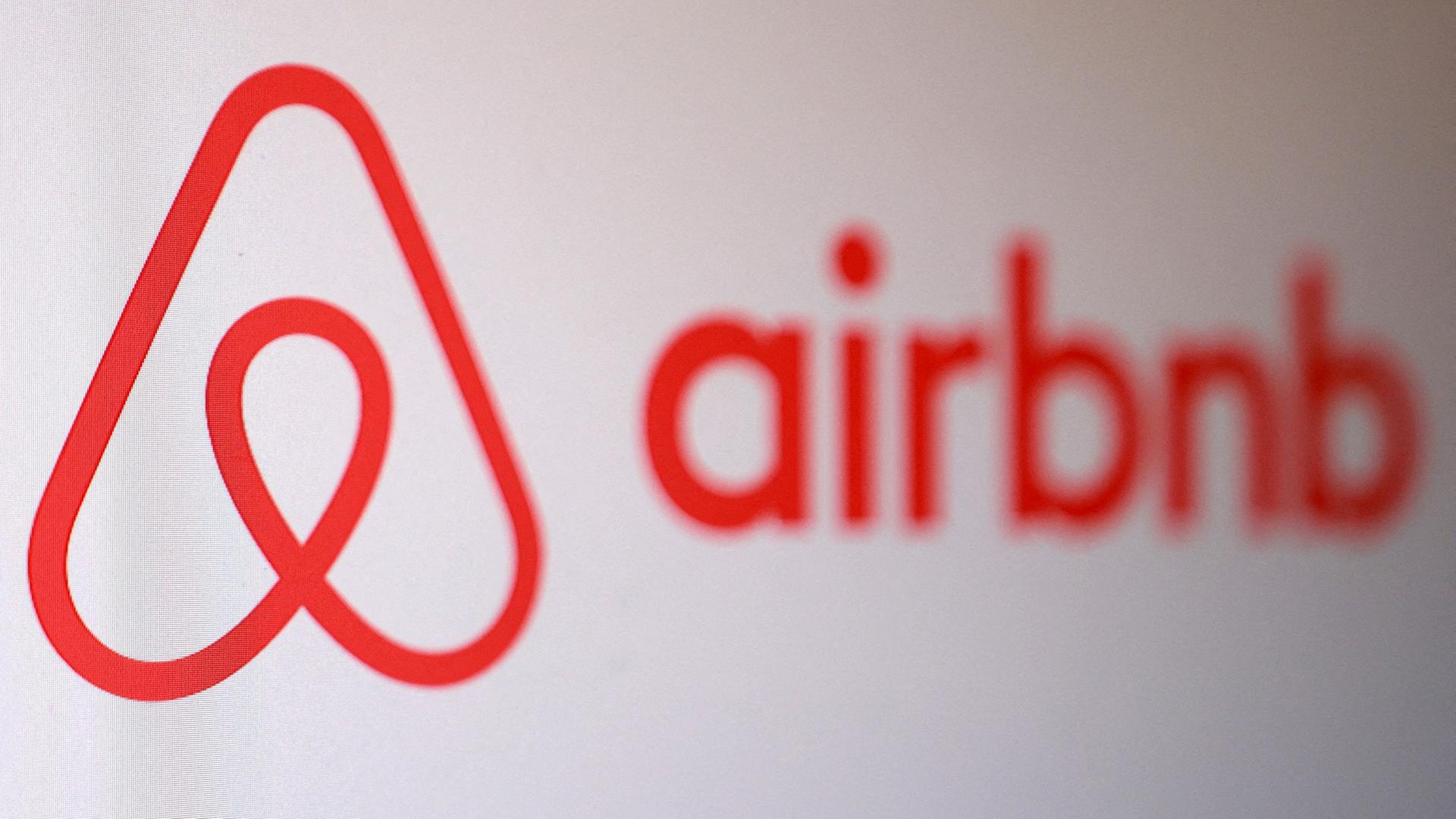 airbnb logo 104