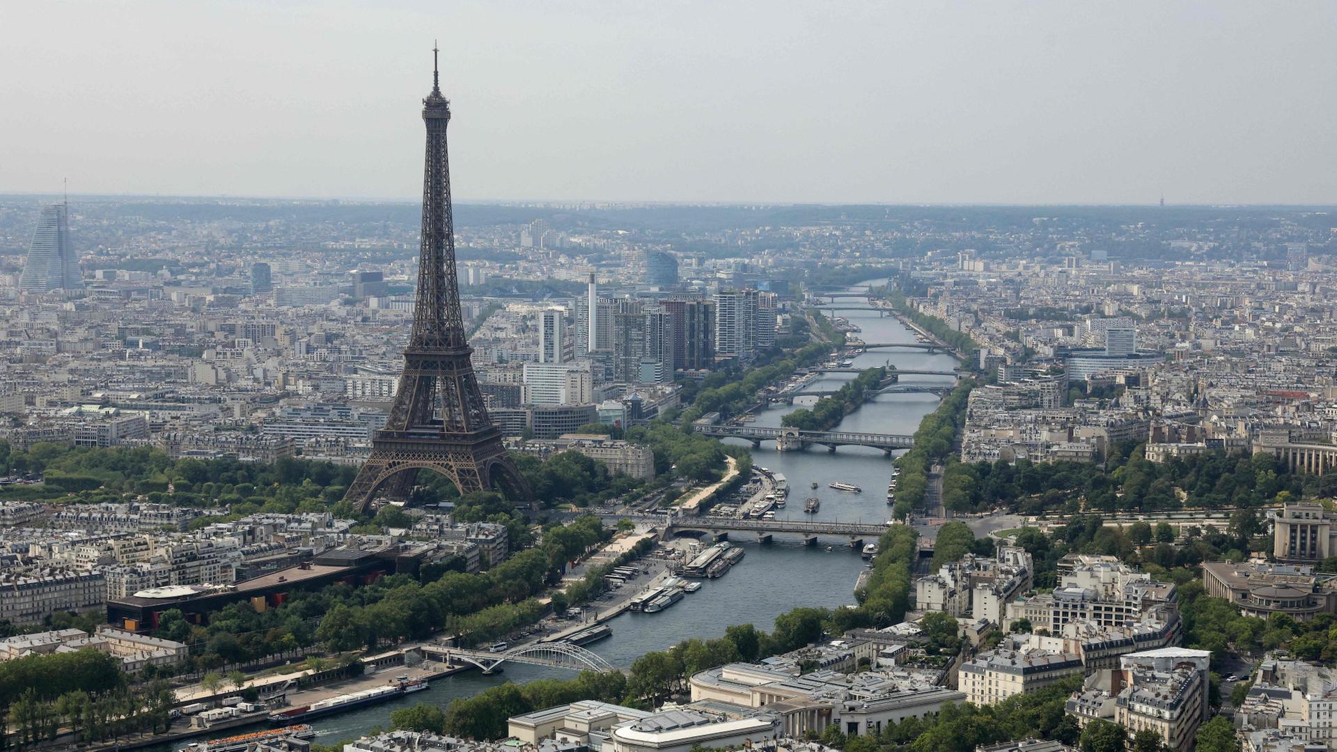 eiffelturm seine 102