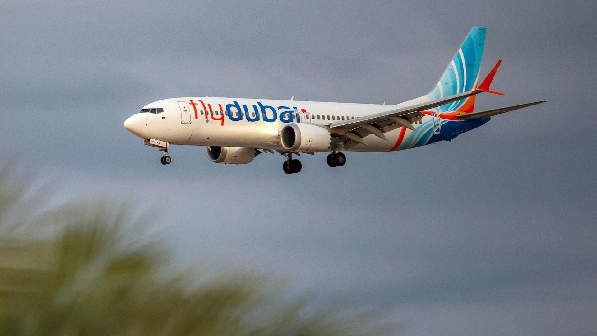 flydubai flugzeug 102