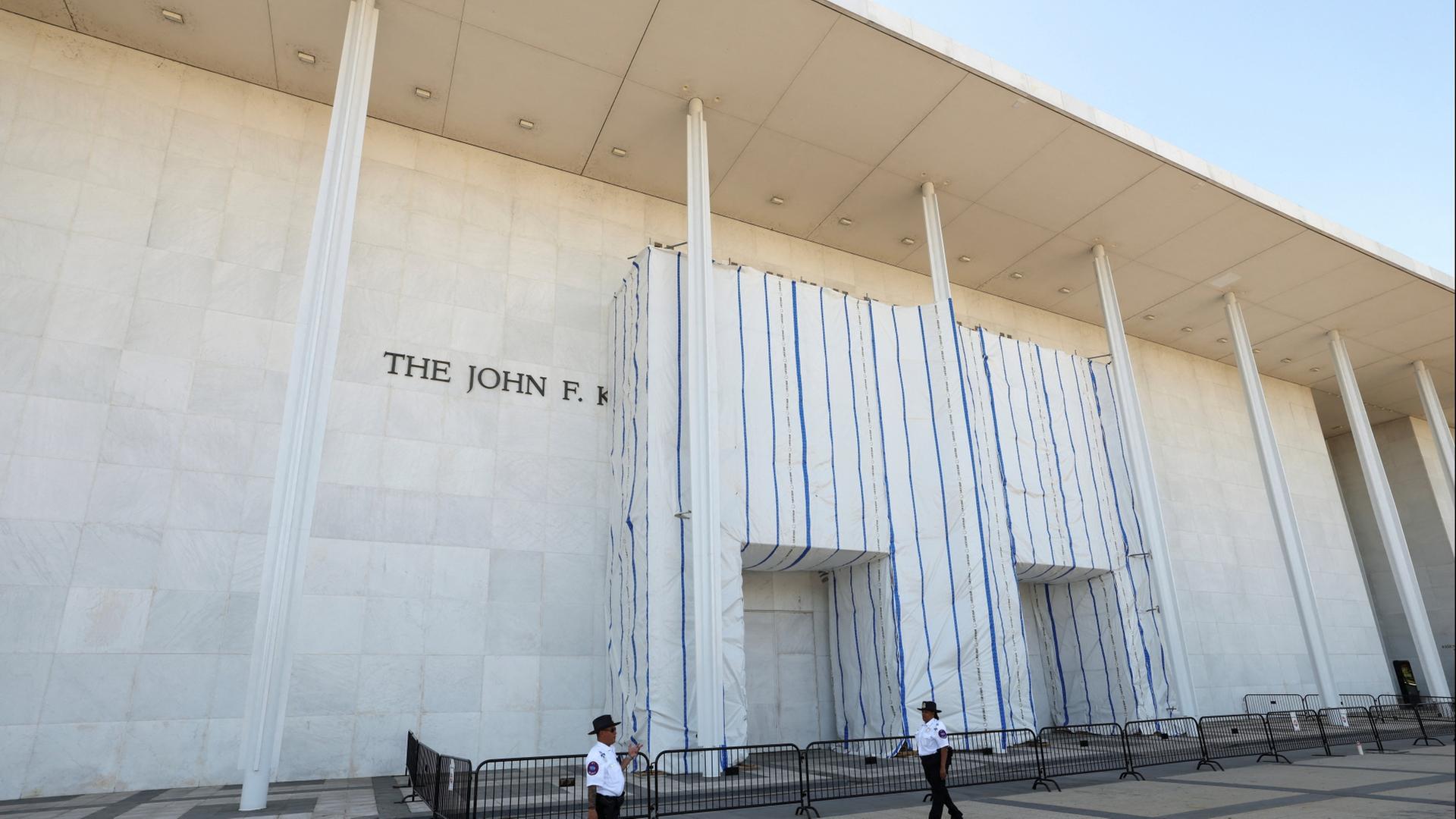 kennedy center 114