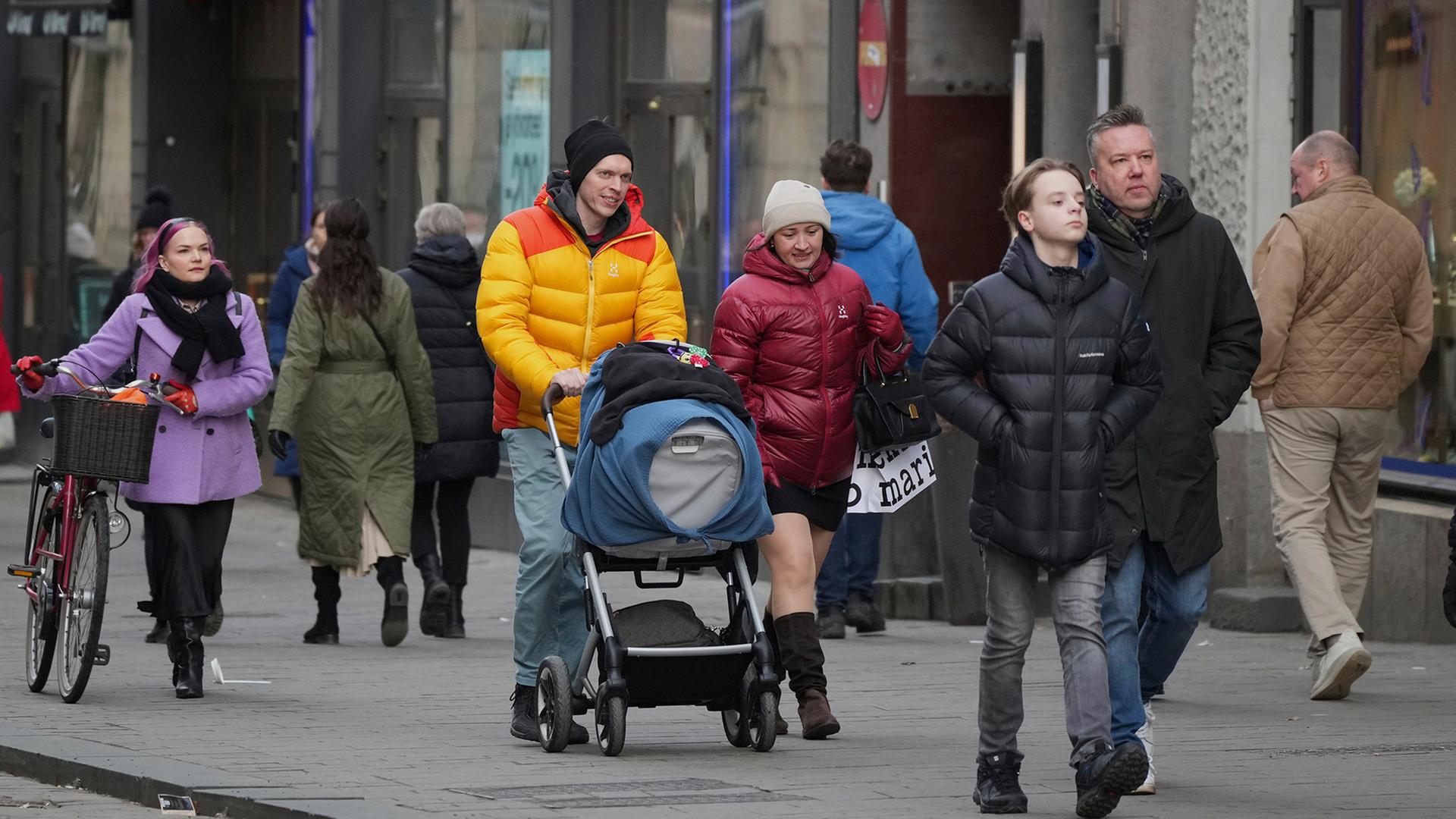 menschen helsinki 102