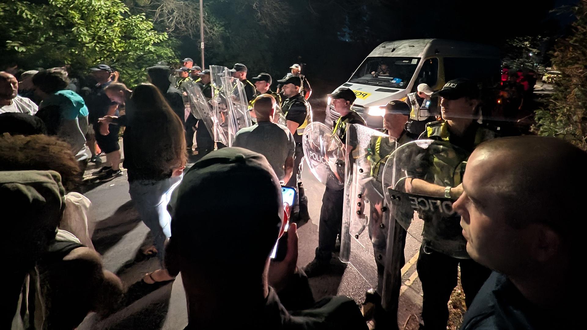 proteste portsmouth 100