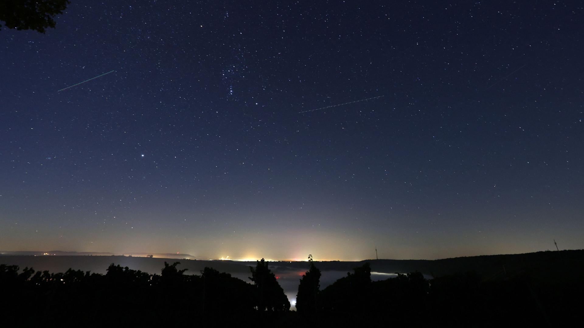 satelliten nachthimmel 100