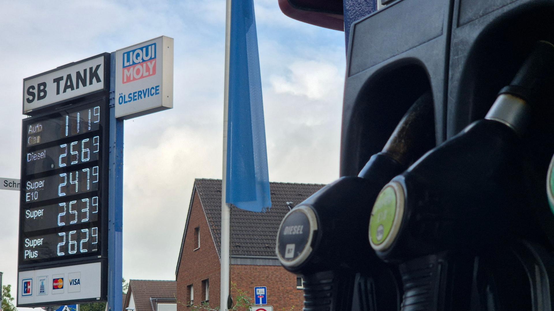 tankstelle 344