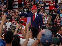 2026 10 16t231548z 1669657439 rc2m4oauhp0f rtrmadp 3 usa election trump