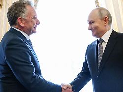 626904805 1