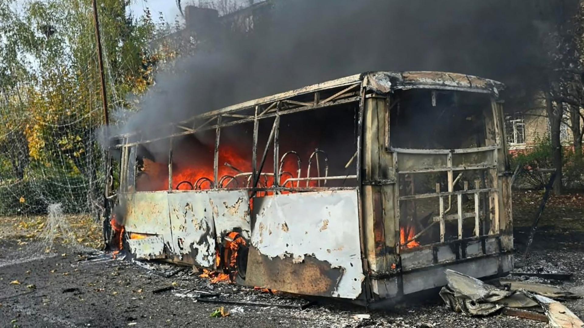 bus ukraine 100