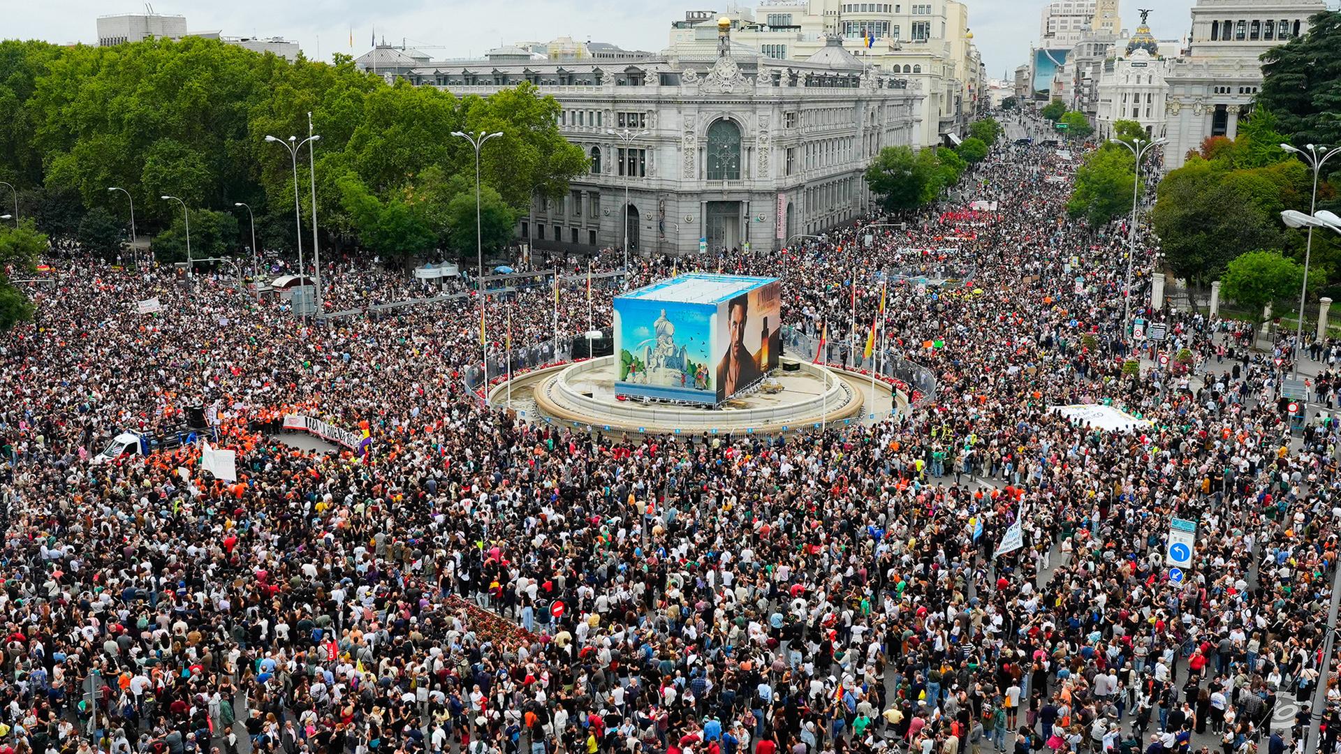 demosntration madrid 100