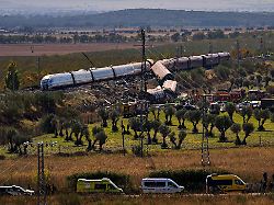 epi 1096721731 dpa20ap rxjvoik75u v2 ax ms6144.jpeg aptopix20spain20train20 1