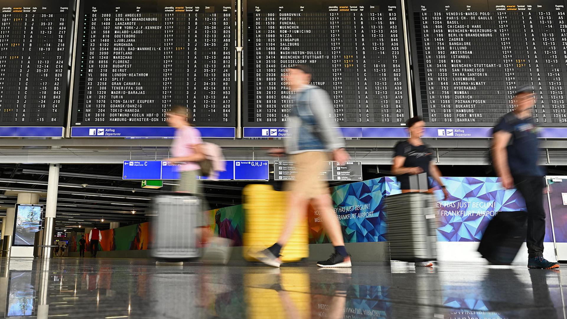 flughafen frankfurt anzeigetafel 100