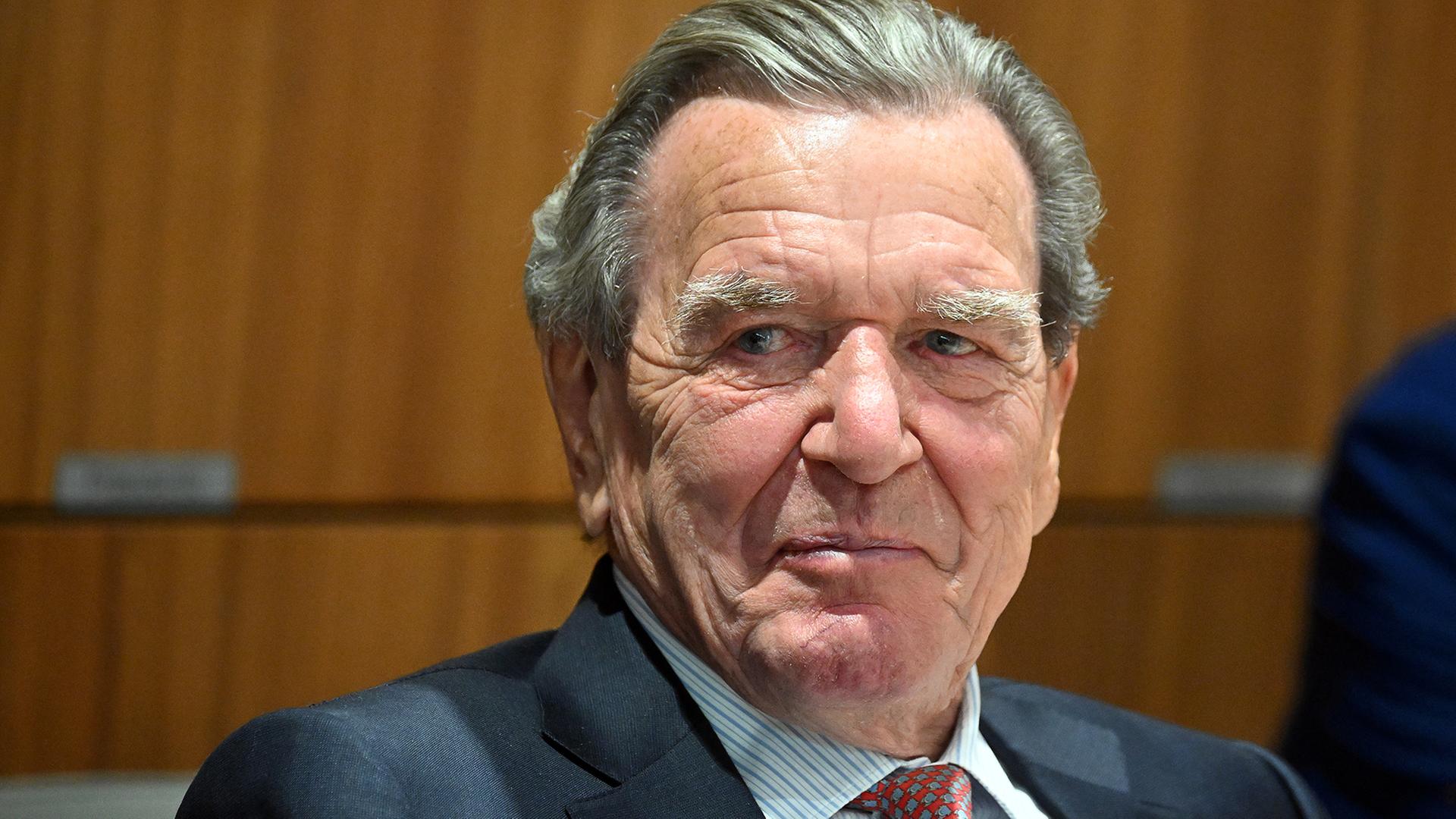 gerhard schroeder 154