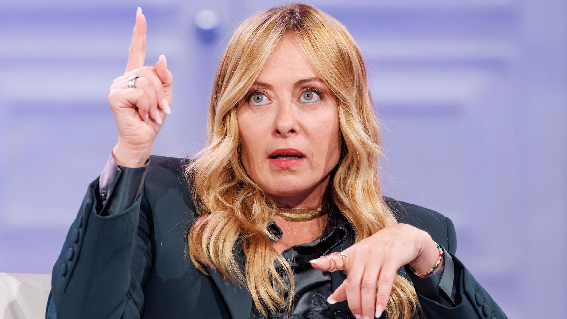 meloni burkaverbot sprachquote italien 100