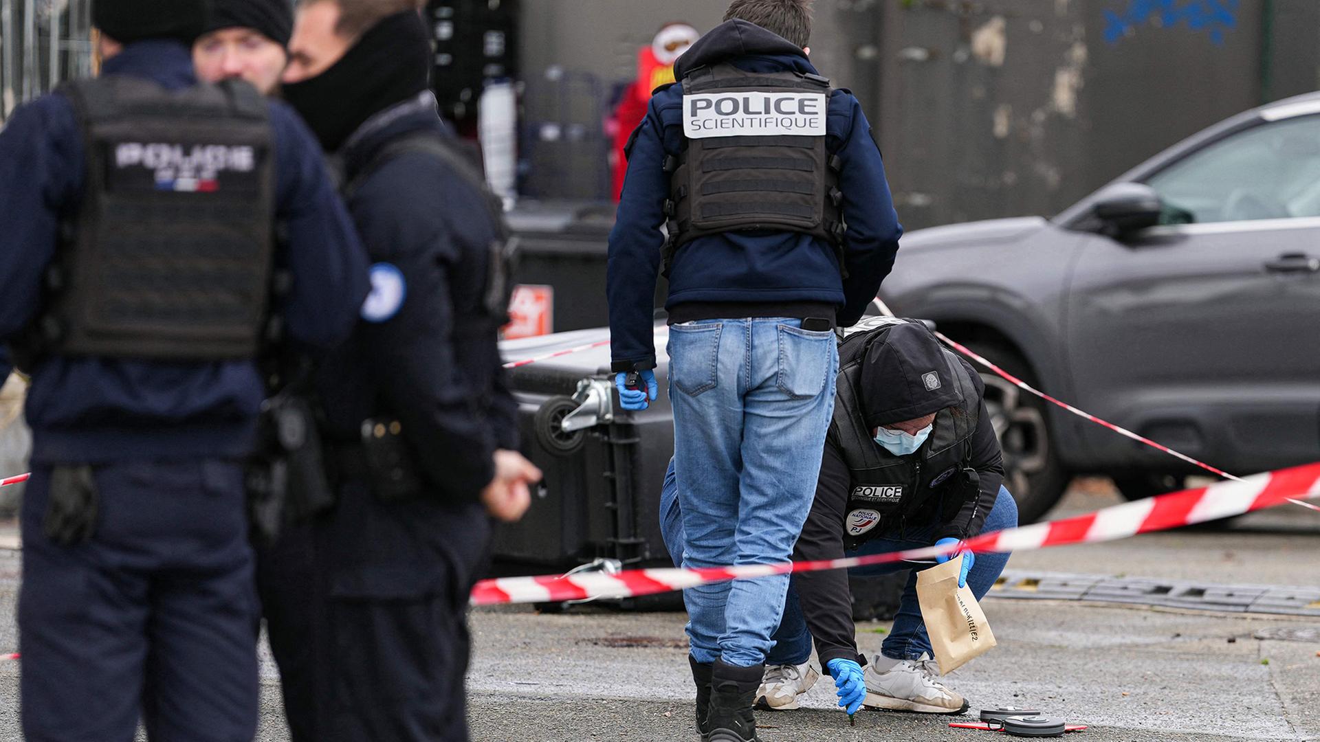 paris polizei 126