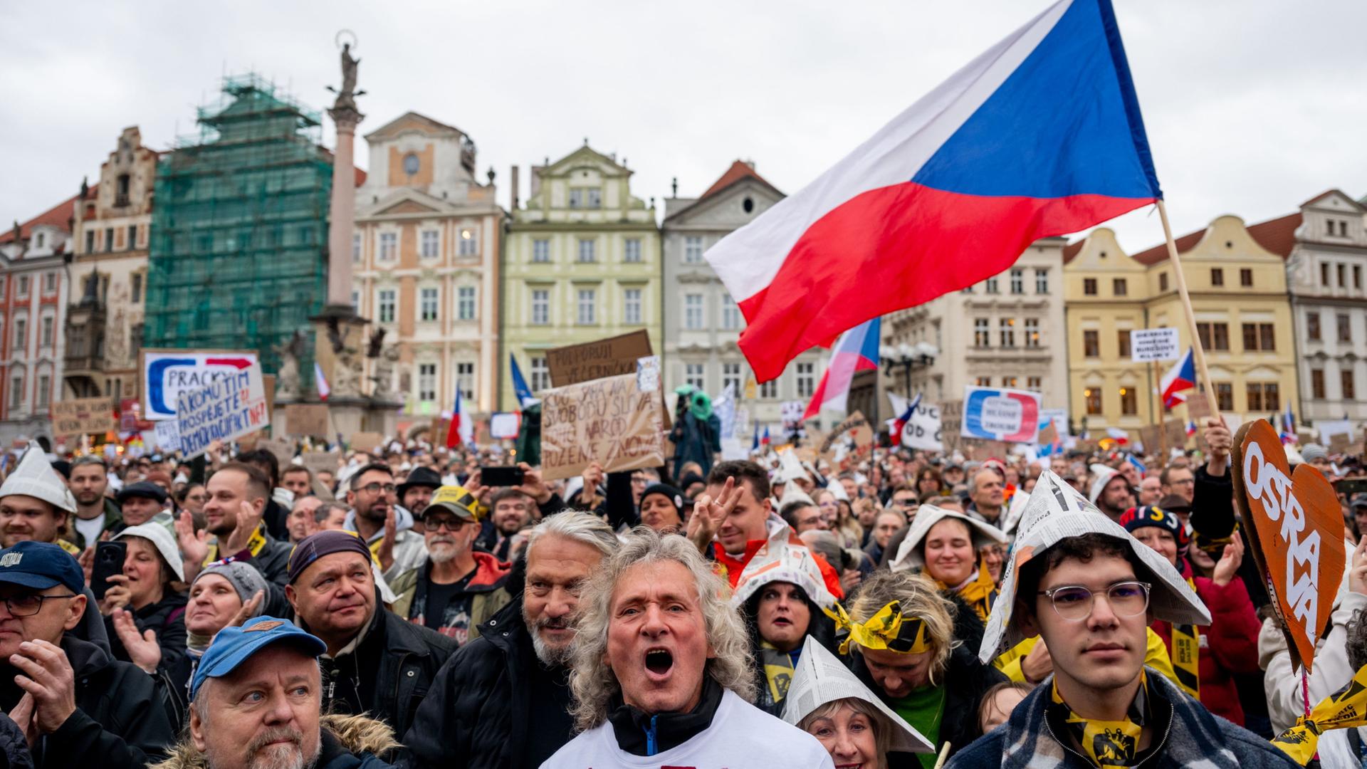 prag demonstration 102