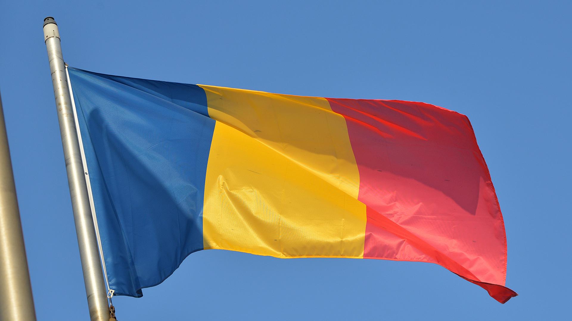 rumaenien flagge 100