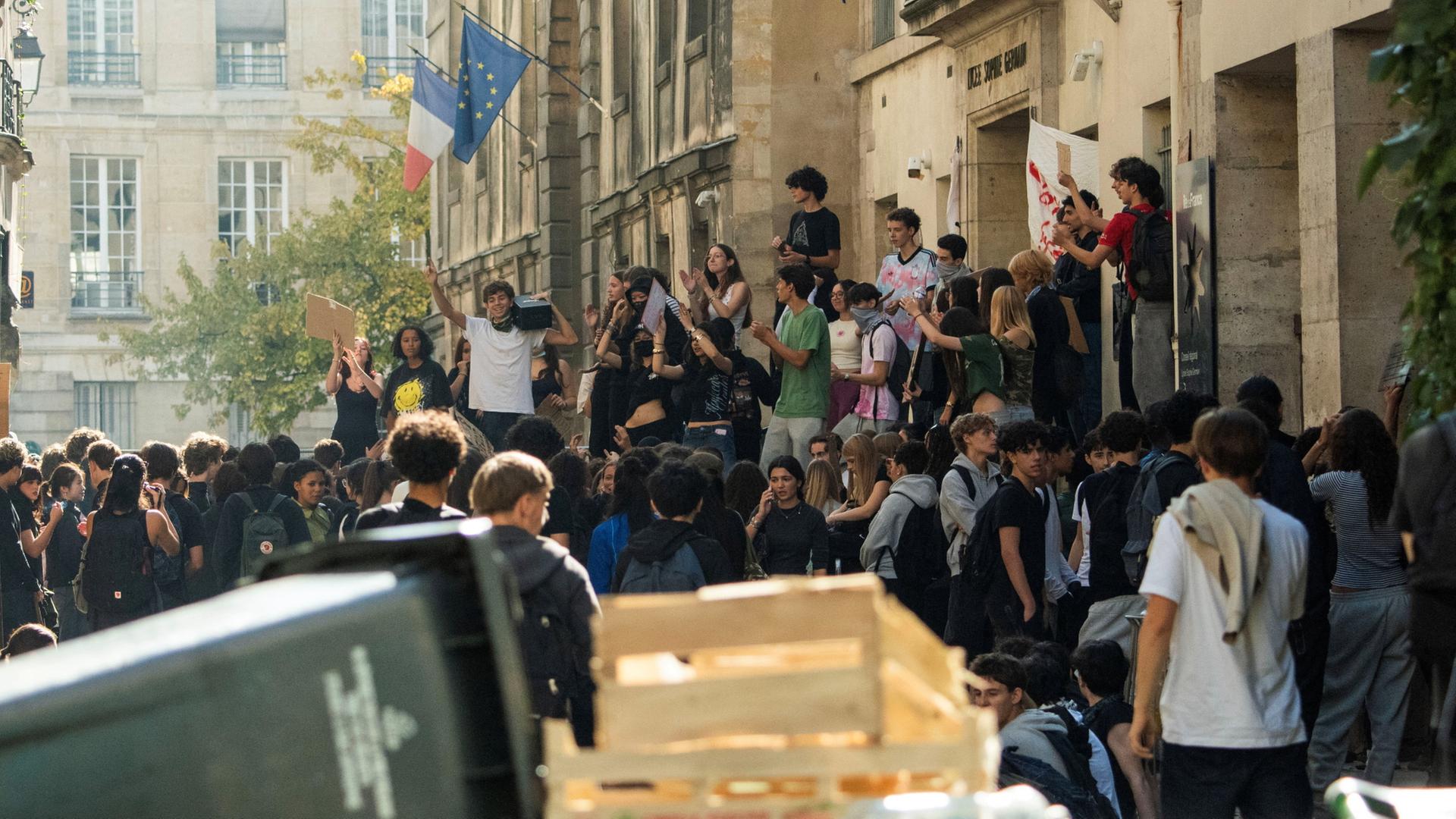schuelerproteste frankreich 104
