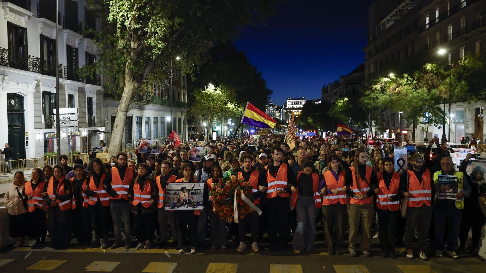 spanien maricarmen proteste 100