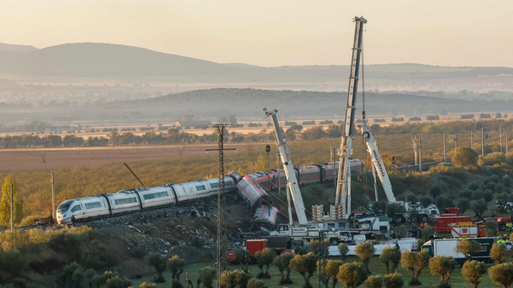 spanien zug bergung 100