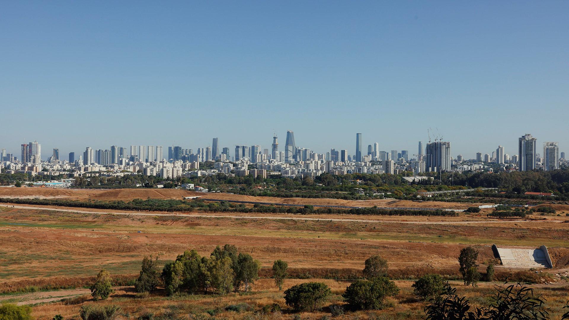 tel aviv skyline 100