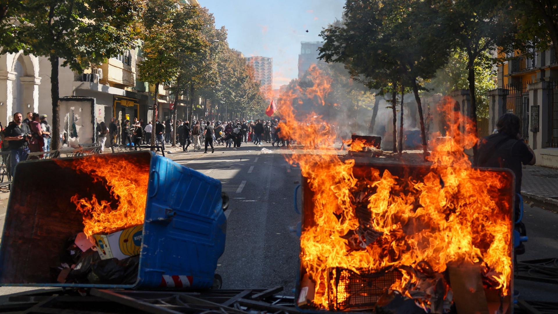 tirana proteste 100